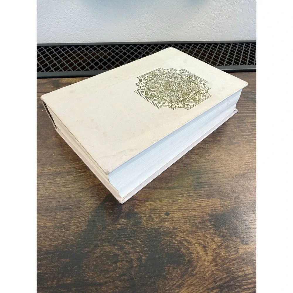 Dance with Dragons by George R. R. Martin‎ (2011, Hardcover) Game Of Thrones #5